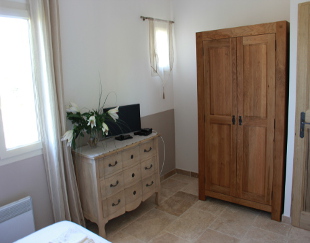 View of the Bedroom Cavaillon.